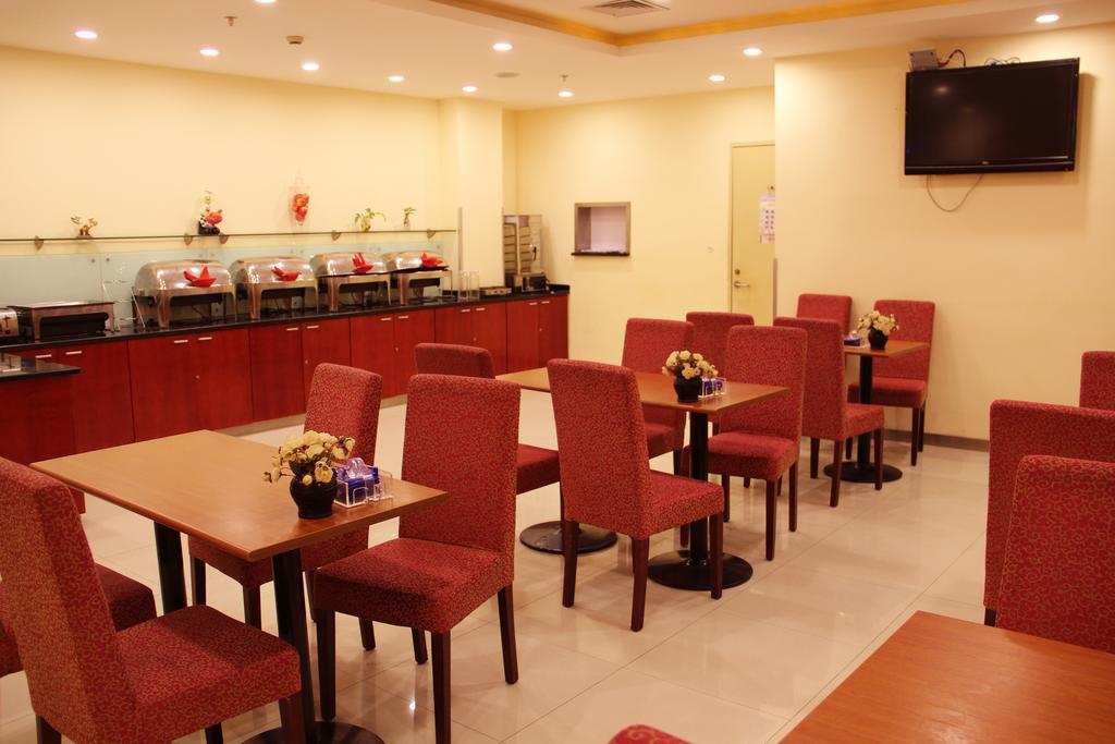 Hanting Express Jinzhou Luoyang Road Central Avenue Exteriör bild